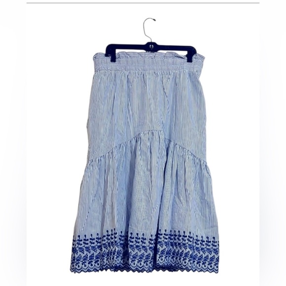 Tuckernuck Cinzia Blue Stripe Eyelet Midi Skirt Medium NWT - Picture 3 of 11
